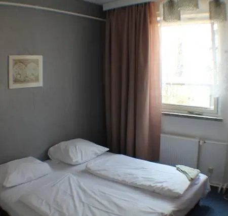 Hostel Touristenhaus Grunau Berlin